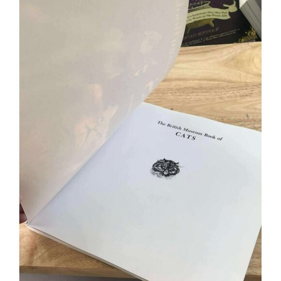 The British Museum Book of Cats: Ancient and Modern by Juliet Clutton-Brock - Picture 2 of 4